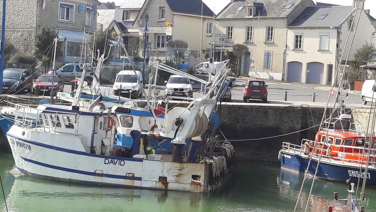 La Maison Du Postier Port-en-Bessin-Huppain Exteriér fotografie